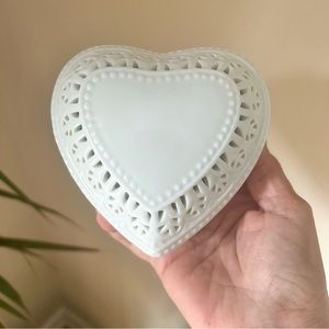 Mikasa Romance covered white vintage porcelain heart dish 4.25” lovely c…